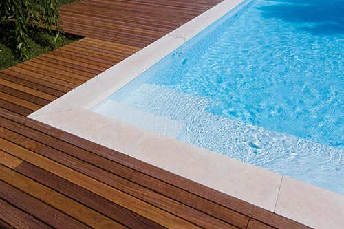 Comment trouver une fuite dans une piscine sans la vider ?